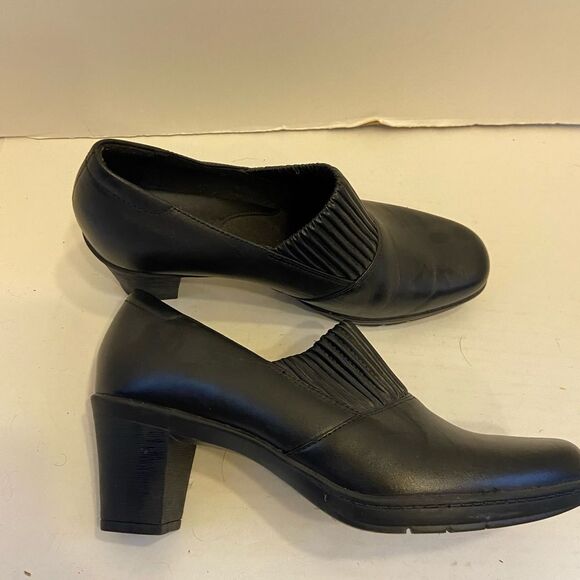 Clark bendable 3” heel black ankle boots #8825 size 10 - Picture 3 of 7